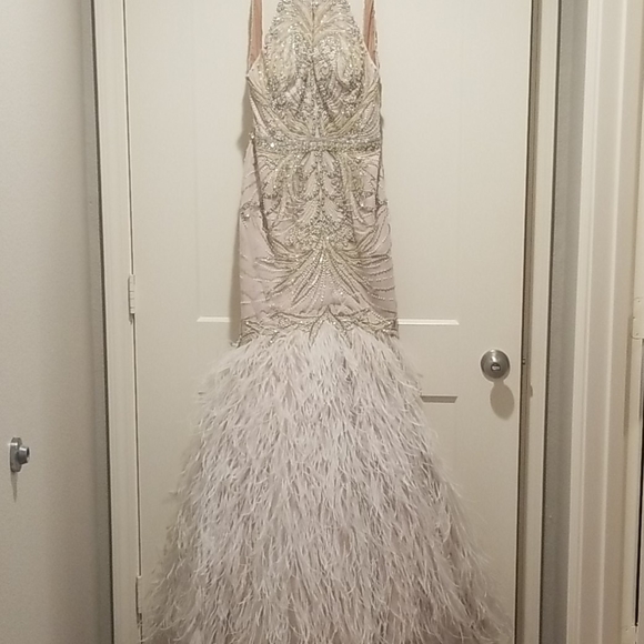 SLAY MY LIFE! JOVANI GOWN. ONE OF A KIND!! - Picture 3 of 8